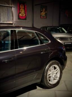
										2020 Porsche Macan S full									