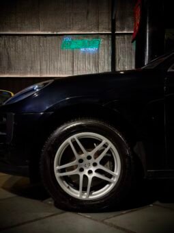 
										2020 Porsche Macan S full									