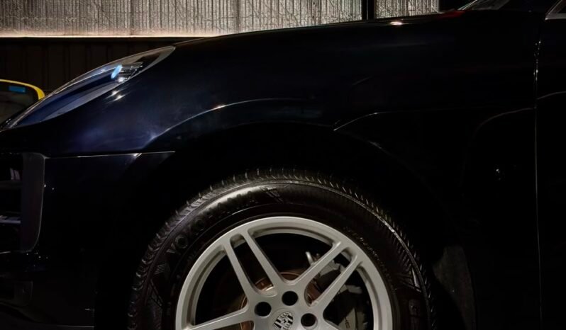 
								2020 Porsche Macan S full									