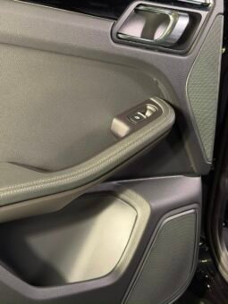 
										2020 Porsche Macan S full									