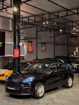 
										2020 Porsche Macan S full									