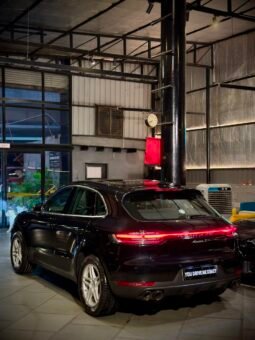 
										2020 Porsche Macan S full									