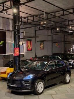 
										2020 Porsche Macan S full									