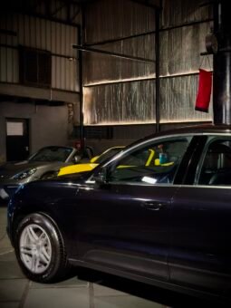 
										2020 Porsche Macan S full									
