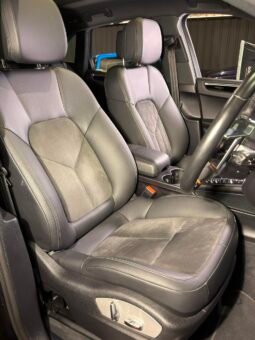 
										2020 Porsche Macan S full									