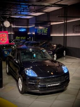 
										2020 Porsche Macan S full									