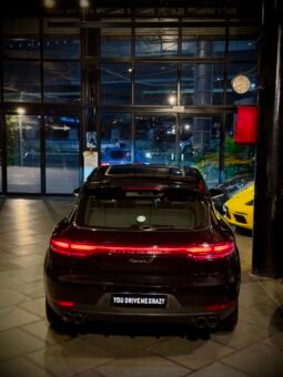 
										2020 Porsche Macan S full									
