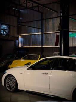 
										2025 Mercedes-AMG C43 4MATIC+ (CBU) full									