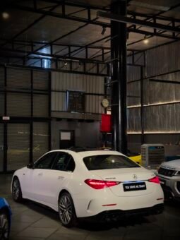 
										2025 Mercedes-AMG C43 4MATIC+ (CBU) full									