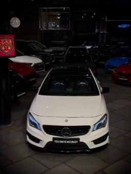 
										Mercedes-Benz CLA 45 AMG 4MATIC full									
