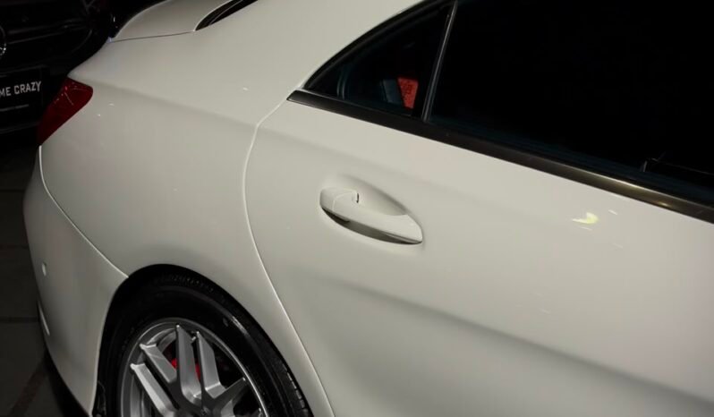 
								Mercedes-Benz CLA 45 AMG 4MATIC full									