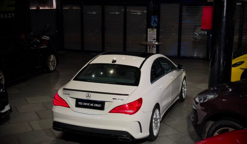 
								Mercedes-Benz CLA 45 AMG 4MATIC full									