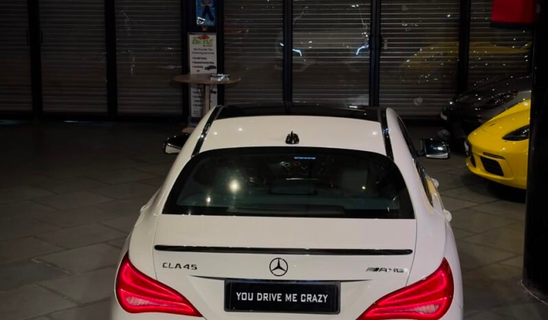 
								Mercedes-Benz CLA 45 AMG 4MATIC full									