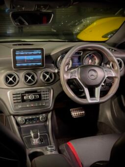 
										Mercedes-Benz CLA 45 AMG 4MATIC full									