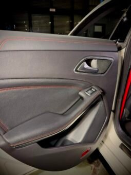 
										Mercedes-Benz CLA 45 AMG 4MATIC full									