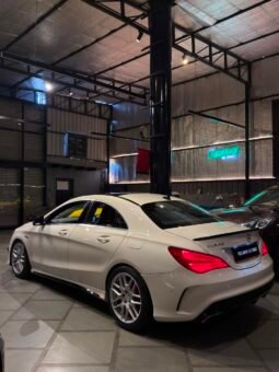 
										Mercedes-Benz CLA 45 AMG 4MATIC full									