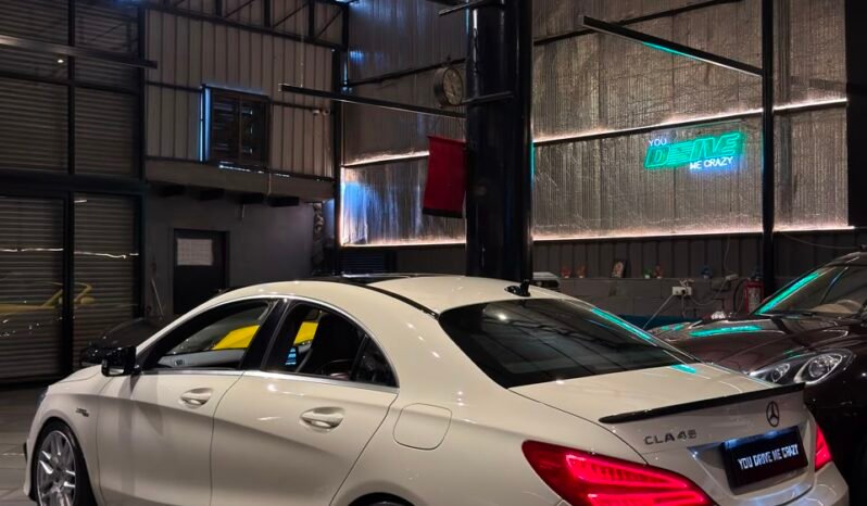 
								Mercedes-Benz CLA 45 AMG 4MATIC full									