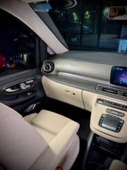 
										MERCEDES-BENZ V300 EWB HYBRID full									