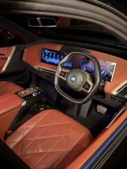 
										Bmw ELECTRICFIED iX Drive 40 full									