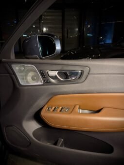 
										VOLVO XC60 B5 ULTIMATE AWD full									