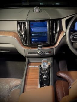 
										VOLVO XC60 B5 ULTIMATE AWD full									