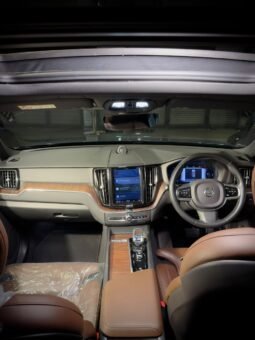 
										VOLVO XC60 B5 ULTIMATE AWD full									