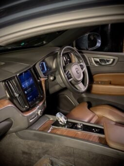 
										VOLVO XC60 B5 ULTIMATE AWD full									