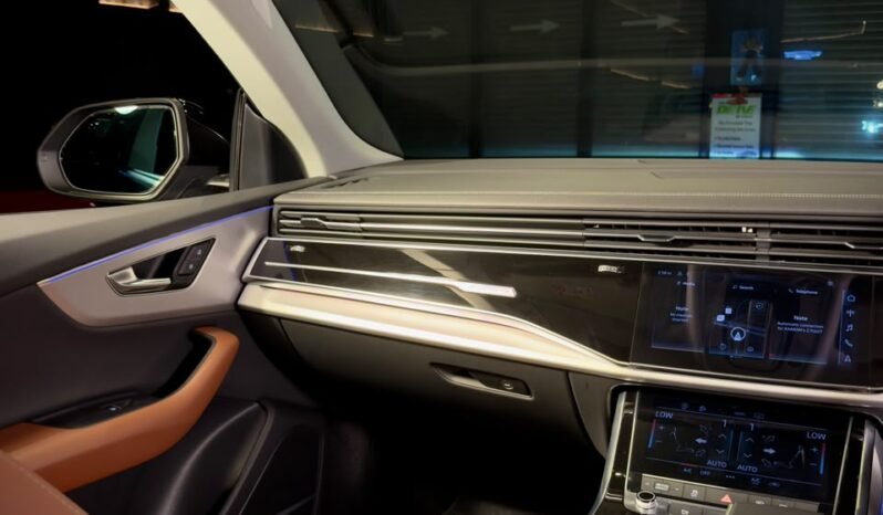
								2025 AUDI Q8 55 TFSI QUATTRO full									