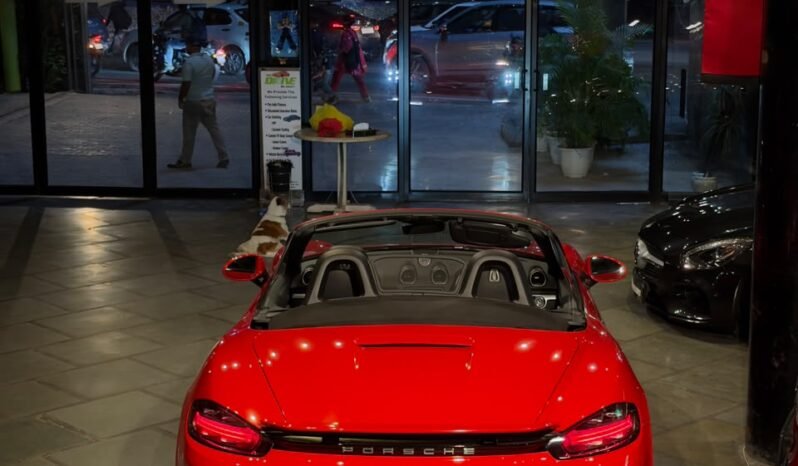 
								PORSCHE 718 BOXSTER | GUARDS RED full									