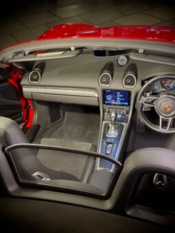 
										PORSCHE 718 BOXSTER | GUARDS RED full									