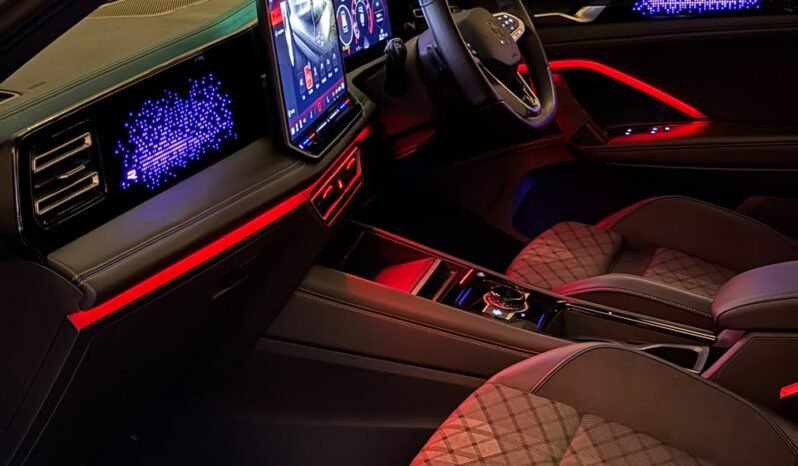 
								VOLKSWAGEN TIGUAN R-LINE | 2026 full									