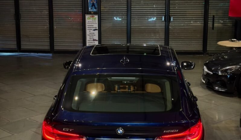 
								BMW 630i GT M SPORT full									