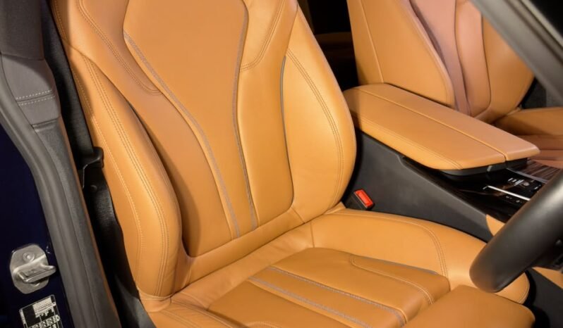 
								BMW 630i GT M SPORT full									