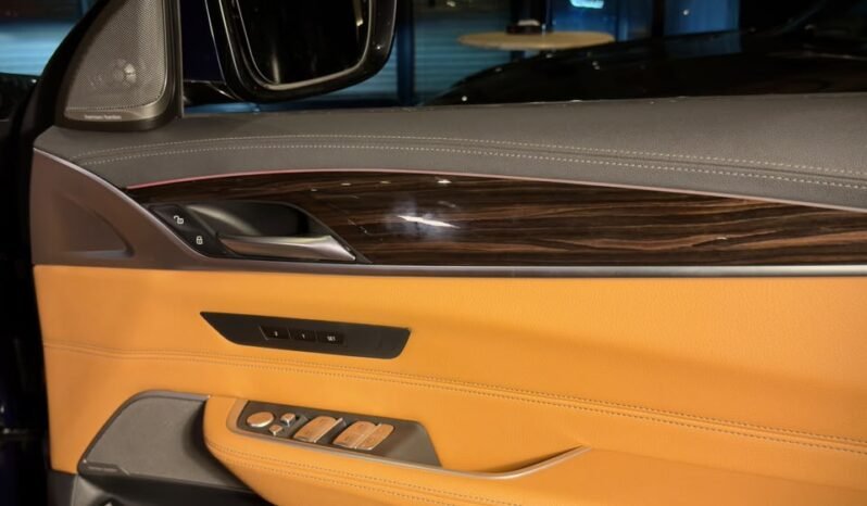 
								BMW 630i GT M SPORT full									