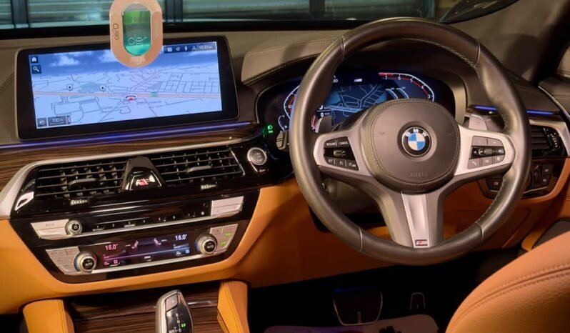 
								BMW 630i GT M SPORT full									
