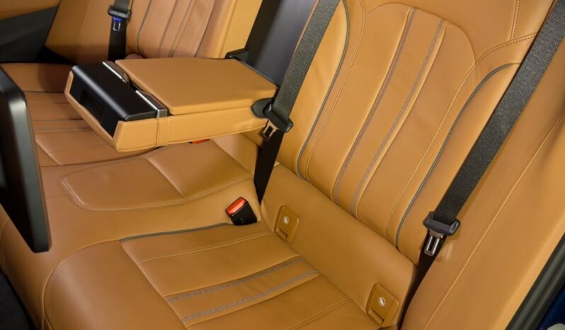 
								BMW 630i GT M SPORT full									