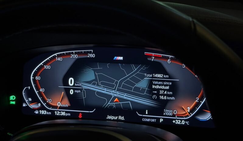
								BMW 630i GT M SPORT full									