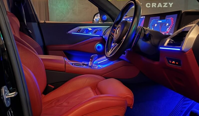 
								BMW XM  644 HP | M xDrive | V8 Plug-In Hybrid full									