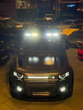LAND ROVER DEFENDER 110 HSE 7-SEATER