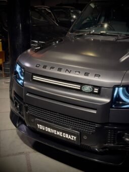 
										LAND ROVER DEFENDER 110 HSE 7-SEATER full									