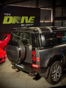 
										LAND ROVER DEFENDER 110 HSE 7-SEATER full									