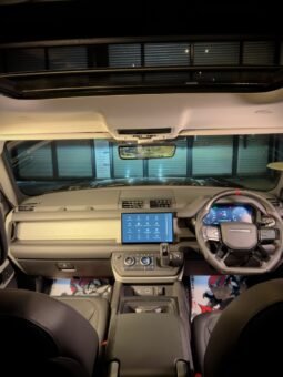 
										LAND ROVER DEFENDER 110 HSE 7-SEATER full									
