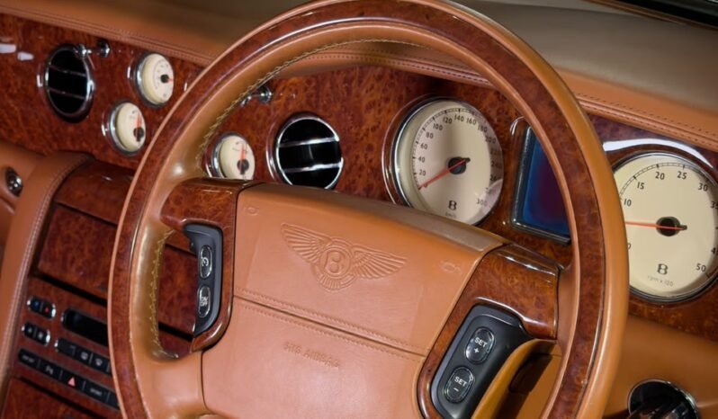 
								BENTLEY ARNAGE RED LABEL LWB — FINAL EDITION full									