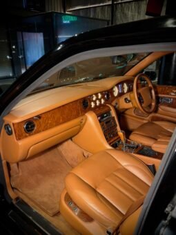 
										BENTLEY ARNAGE RED LABEL LWB — FINAL EDITION full									