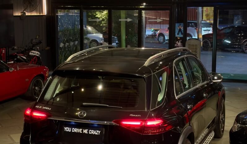 
								MERCEDES-BENZ GLE 300d EWB full									