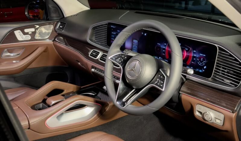 
								MERCEDES-BENZ GLE 300d EWB full									