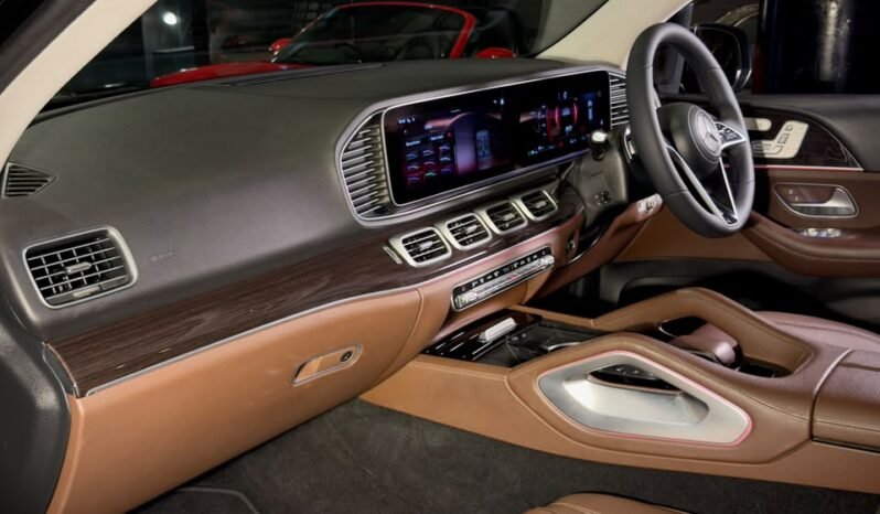 
								MERCEDES-BENZ GLE 300d EWB full									