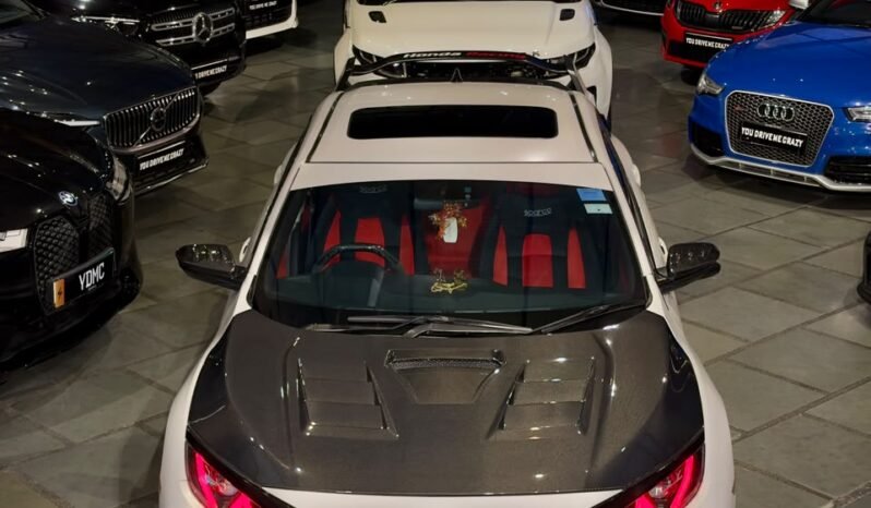 
								HONDA CIVIC 10TH GEN full									