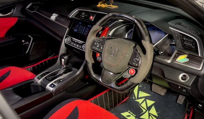 
								HONDA CIVIC 10TH GEN full									